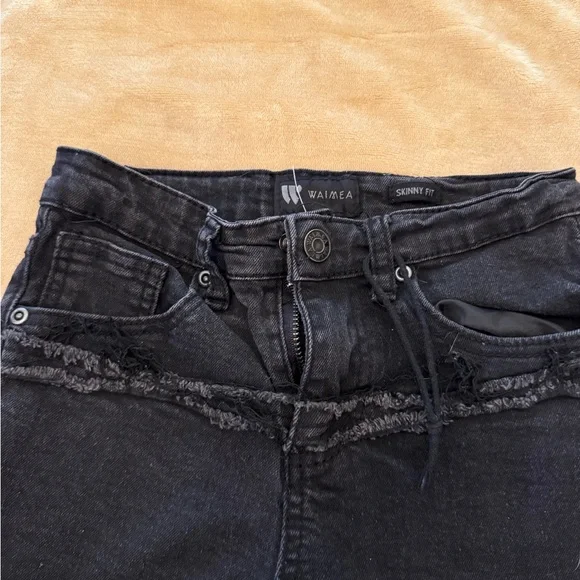 Stylish Black Distressed Kids Jeans - Picture 2 of 8